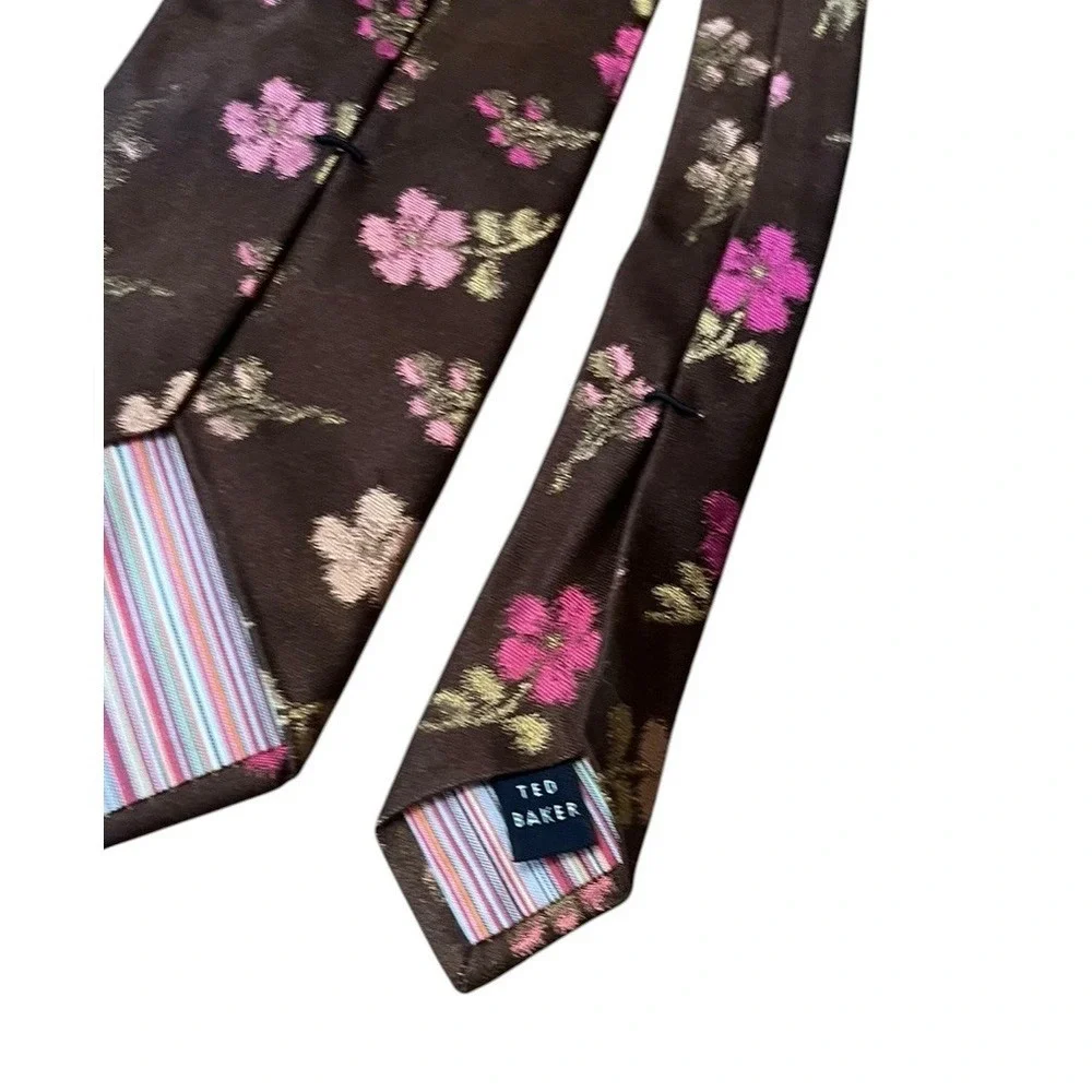 Ted Baker London Men's Silk Necktie Brown Pink Flowers Floral Made‎ In USA